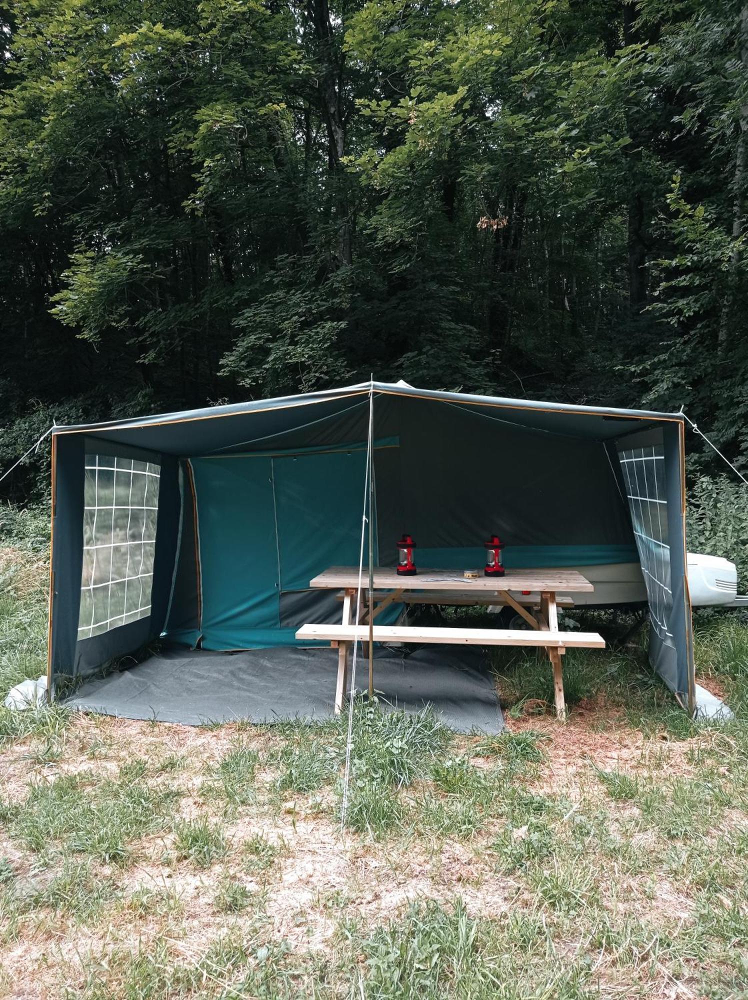 فيلا Chez Tombivouac بيرّفوندس المظهر الخارجي الصورة